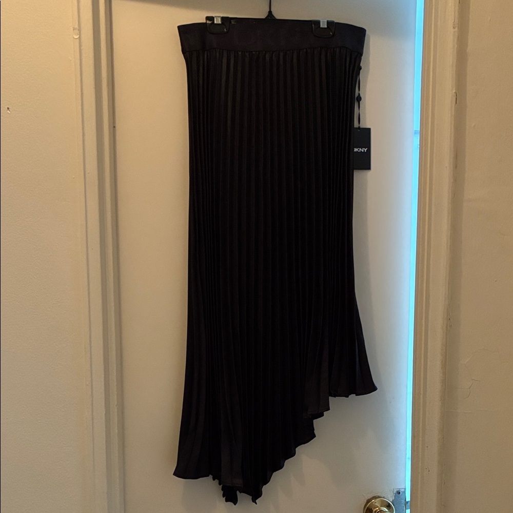 DKNY Elegant Black Maxi Skirt